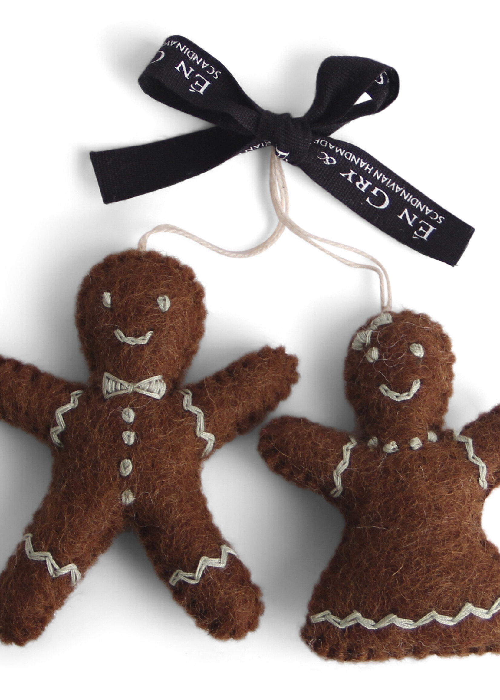 Én Gry & Sif handgemaakte vilten gingerbread boy & girl - kerstboom decoratie hangertjes