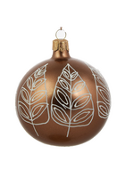 Bruine Kerstballen met Witte Bladeren Decoratie