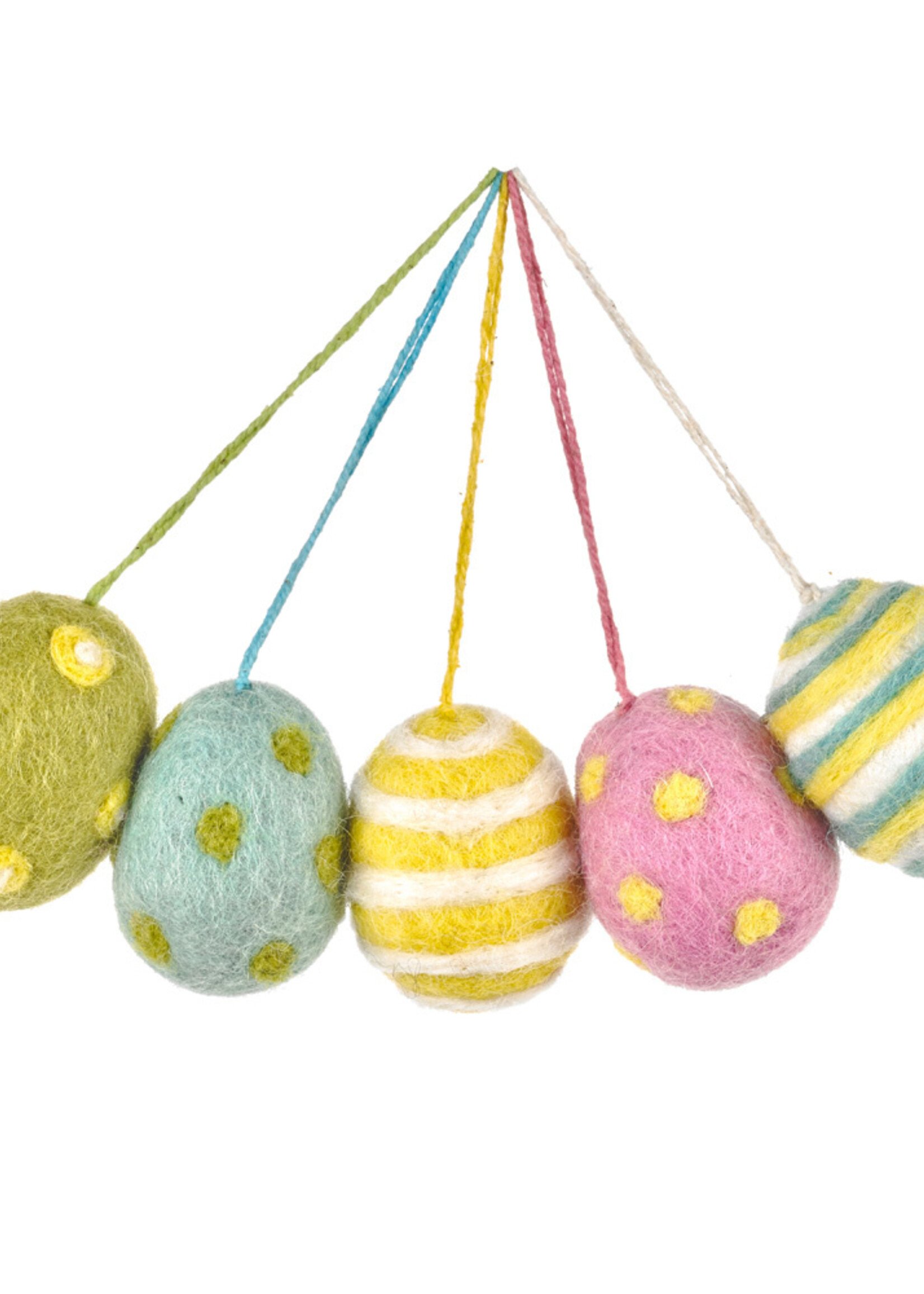 Felt so good Set van vijf vilten eitjes hangertjes in pastelkleuren en verschillende motieven
