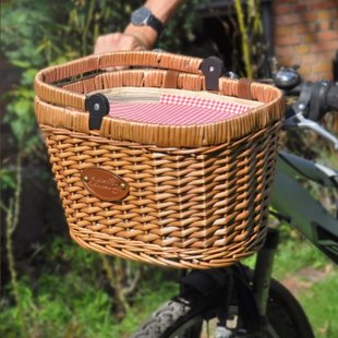 Picknickmand Rood Ruitje  voor op de fiets