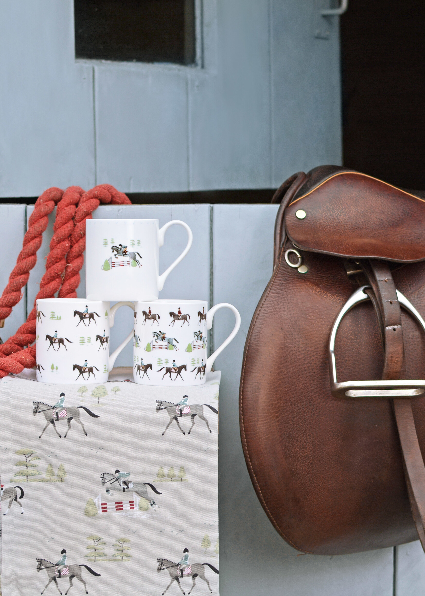 Sophie Allport porseleinen spring paarden mok  275 ml