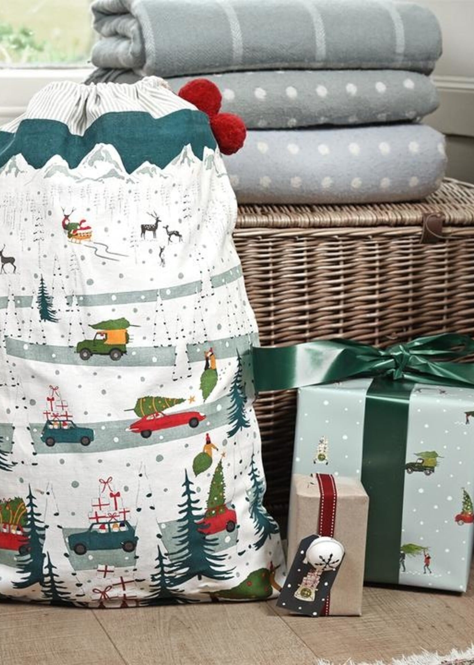 Sophie Allport Cadeauzak Thuis voor Kerst