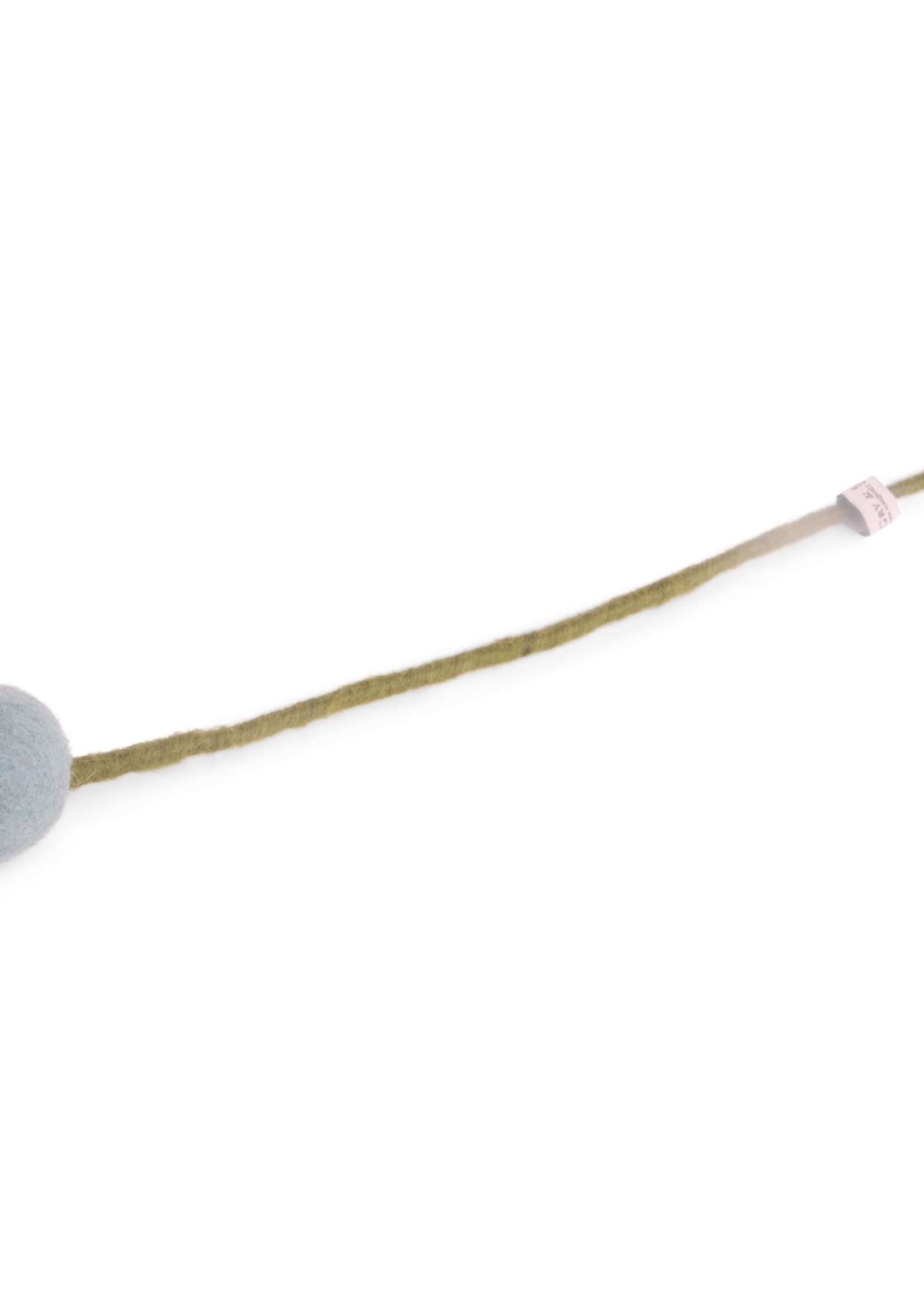 Én Gry & Sif vilten bloem licht blauw 3 cm doorsnede - 30 cm lengte