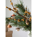 Én Gry & Sif handgemaakte Herfst / Kerst paddenstoelen in vijf verschillende kleuren bruin en rood - vilten decoratie hangertjes