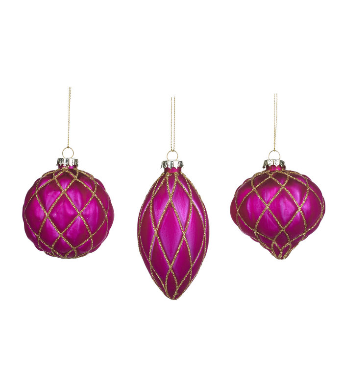 Goodwill Set van 3 verschillend gevormde donkerroze kerstballen met gouden ruitennet van glas 8 cm