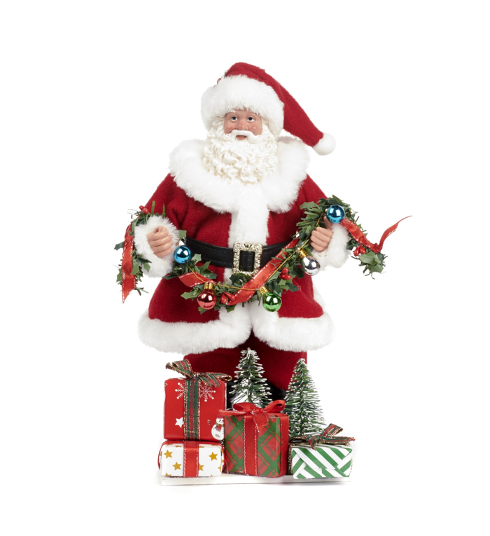 Goodwill Staande kerstman figuur met guirlande en kerstcadeautjes 28 cm