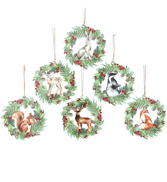 Gisela Graham London set van 6 houten kersthangers met verschillende bosdieren in een kerstkrans
