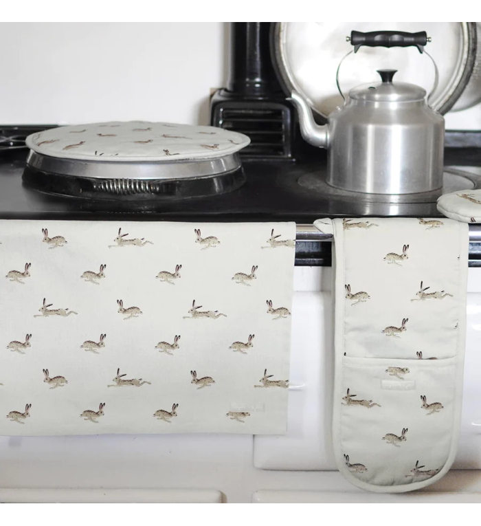 Sophie Allport theedoek uit de Hazen collectie