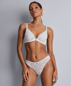 Rosessence - Triangel Plunge BH