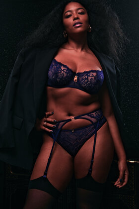 Feeling Myself - Jarretel - Astral Blue - M