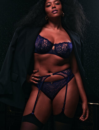 Feeling Myself - Jarretel - Astral Blue - M