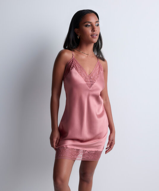 Midnight Whisper - Jurkje - Warm Pink - 40/L