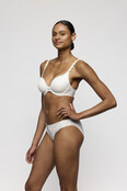Avero - Heart Shape BH - Ivory Petal - 75E