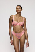 Annaelle - String