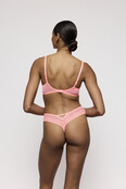 Annaelle - String