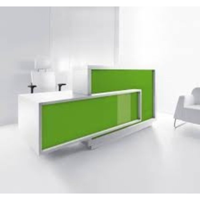Kubik 210 cm – Empfangstheke mit Hochglanzfront und Beraterplatz, Weiß