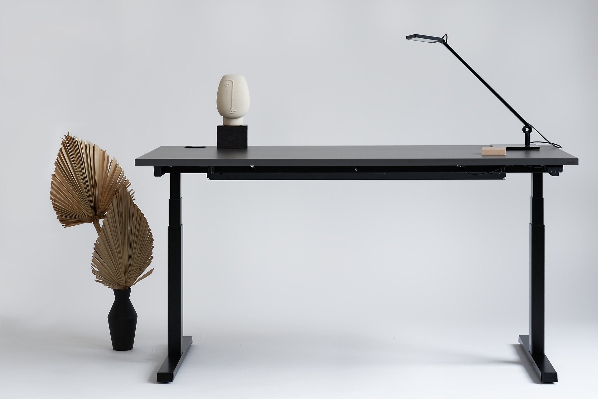 Höhenverstellbarer Schreibtisch 90 cm Tiefe – komfortabel
