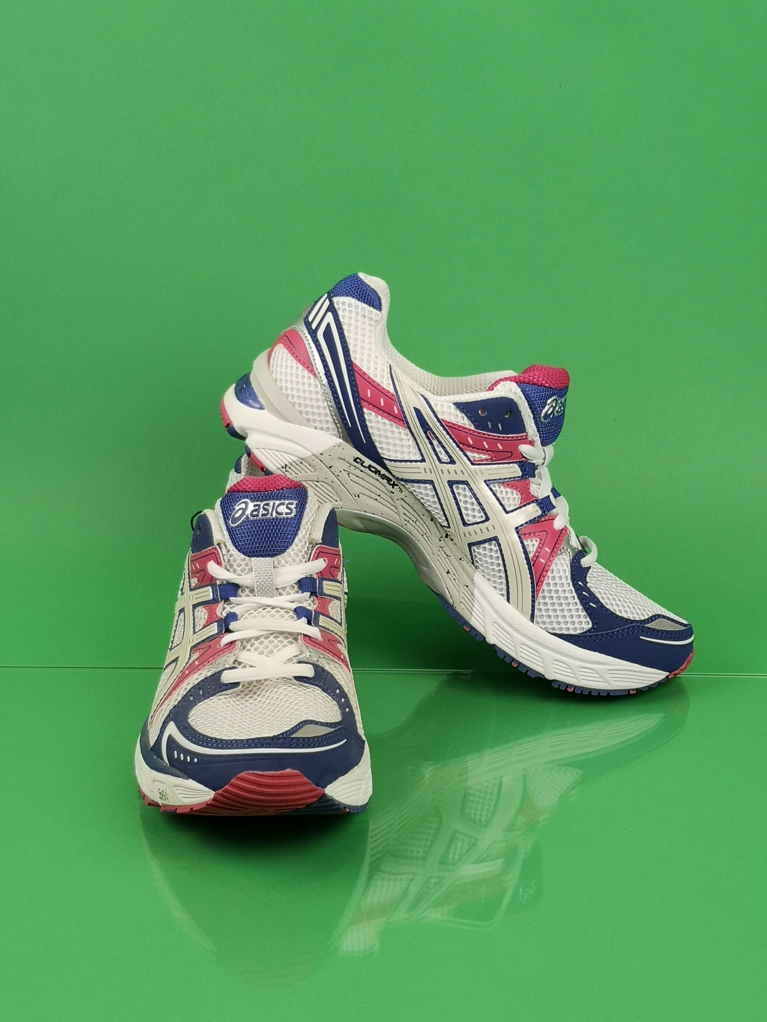 schoenen asics