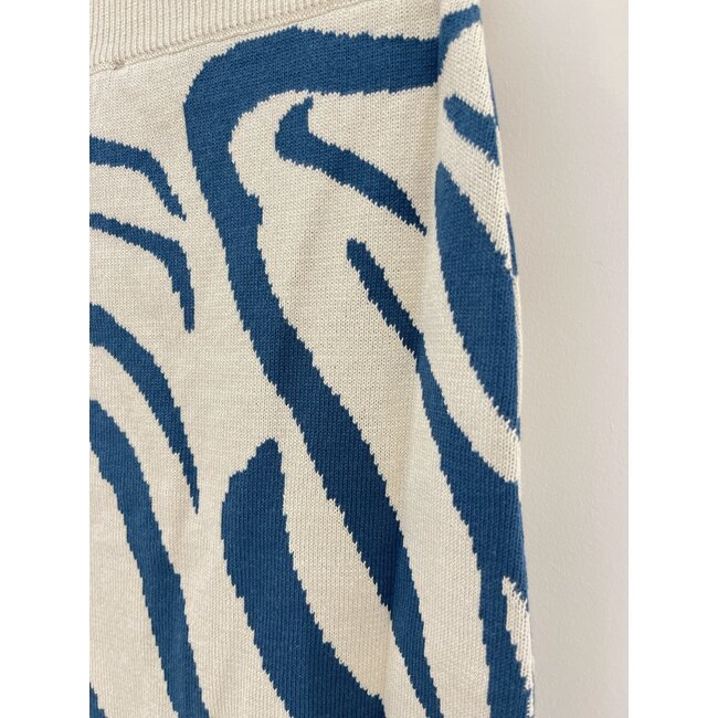 AC by Annelien Coorevits kledij cardigan -  AC zeynep rokje strepen print  blauw ⎜ WEBSHOP