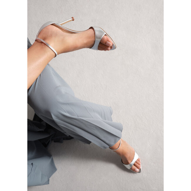 Lola Cruz - 149Z19BK-A-V25 01-PLATA