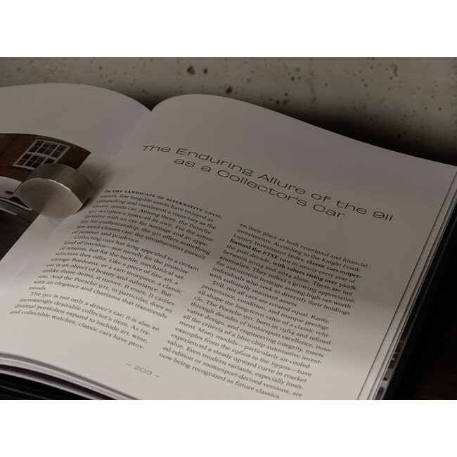 Porsche 911 - Icons of Excellence