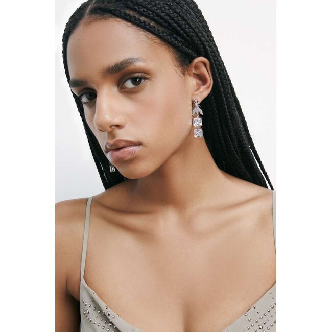 PATRIZIA PEPE Asymmetrische oorbellen met diamantslijping