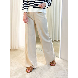 Selected by Kelly Broek plooi beige