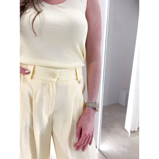 broek yellow