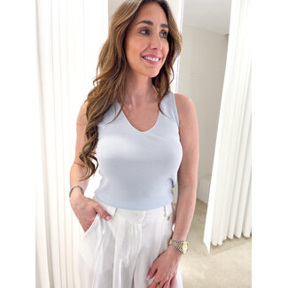 Selected by Kelly Topje v-hals mouwloos lichtblauw TU