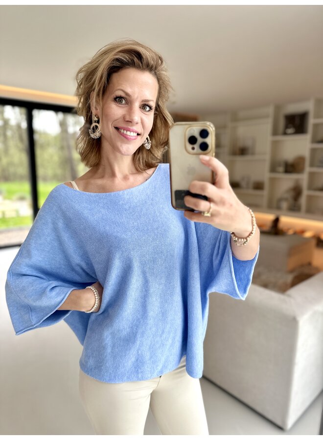 TOP BATWING 3/4 SLEEVE SOFT BLUE