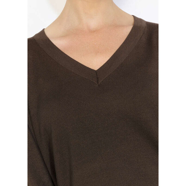 TRUI V-HALS JADE CHOCO