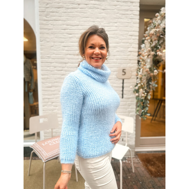 TRUI COL  BIG KNIT SOFT BLUE