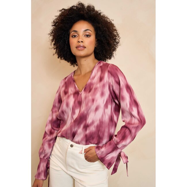 LOFTY MANNER BLOUSE LORA MAUVE