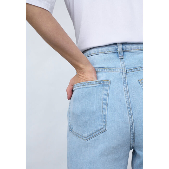JEANS OWI-W.JE17  LIGHT BLUE WASH