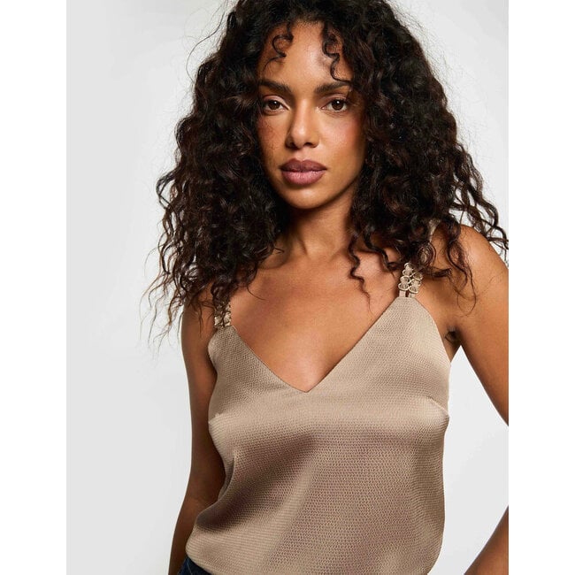 TOP OLAFI SAND/TAUPE