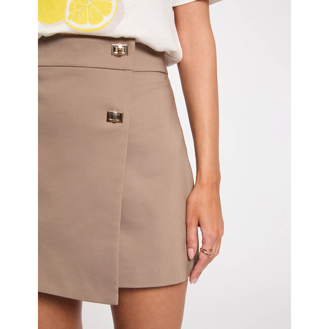 SKORT SHERLOK SAND/TAUPE