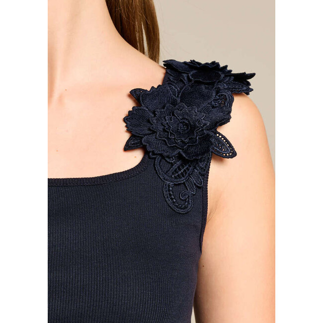 TOP FLODEB NAVY FLOWER