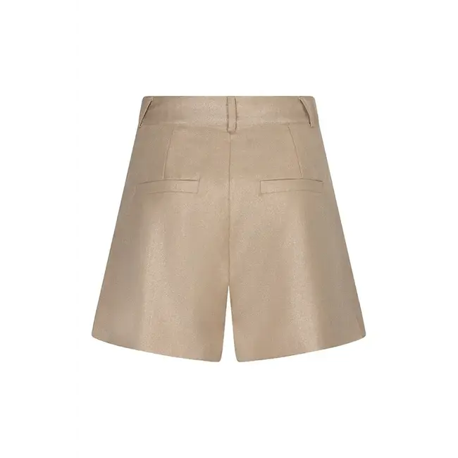 LOFTY MANNER SHORT JENNIFER SAND