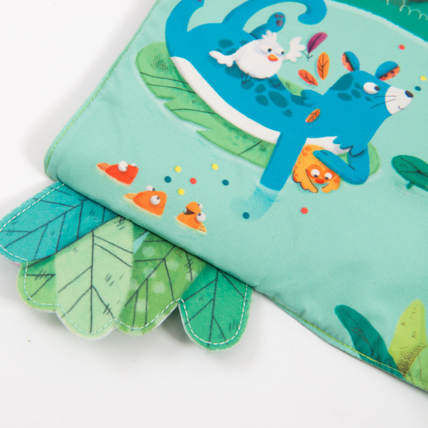 Moulin Roty Grand Livre D Activites En Tissu Dans La Jungle Mom Pop Moulin Roty Grand Livre D Activites En Tissu Dans La Jungle Mom Pop