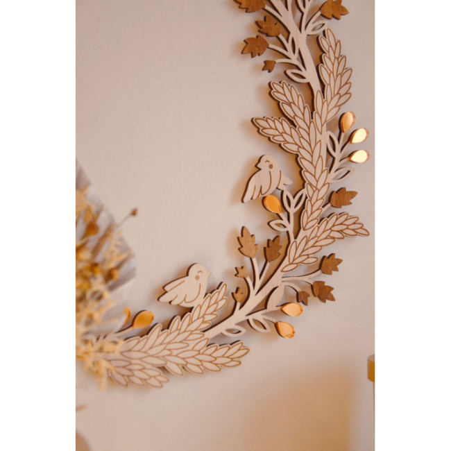 DÉCORATION MURALE « COURONNE ENCHANTÉE » PEUPLIER & PLEXIGLAS