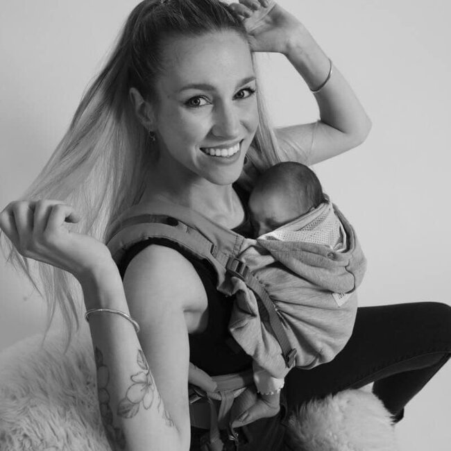 LOVE RADIUS PORTE-BÉBÉ HOODIECARRIER2 GRIS ATHLÉTIQUE