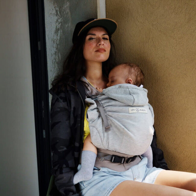 LOVE RADIUS PORTE-BÉBÉ HOODIECARRIER2 GRIS ATHLÉTIQUE