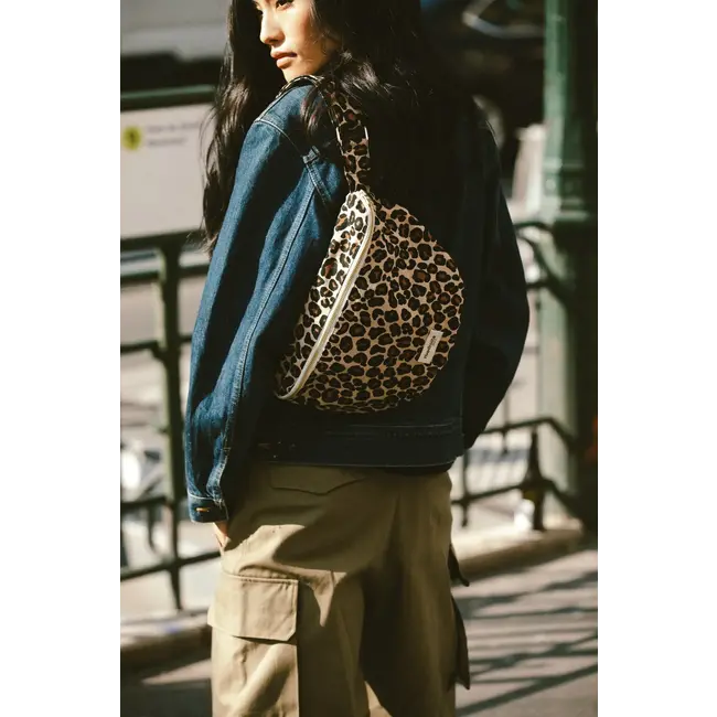 RIVE DROITE SAC BANANE RIVE DROITE "CUSTINE XL" LÉOPARD FOREVER WILD