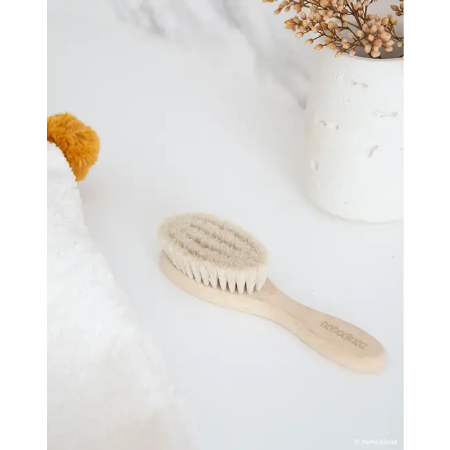NOBODINOZ BROSSE A CHEVEUX EXTRA DOUCE BEBE "SO CUTE"