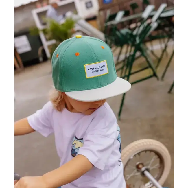 HELLO HOSSY CASQUETTE VISIÈRE PLATE - MINI CAPTAIN