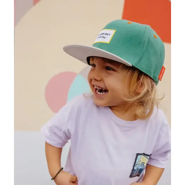 HELLO HOSSY CASQUETTE VISIÈRE PLATE - MINI CAPTAIN