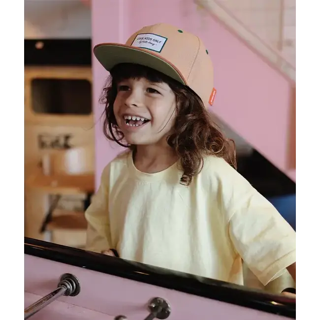 HELLO HOSSY CASQUETTE VISIÈRE PLATE - MINI DUNE