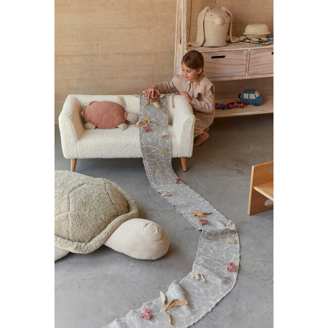 LORENA CANALS RIDE & ROLL UNDER THE SEA