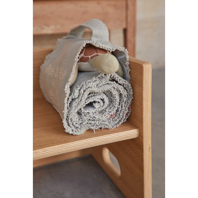 LORENA CANALS RIDE & ROLL UNDER THE SEA