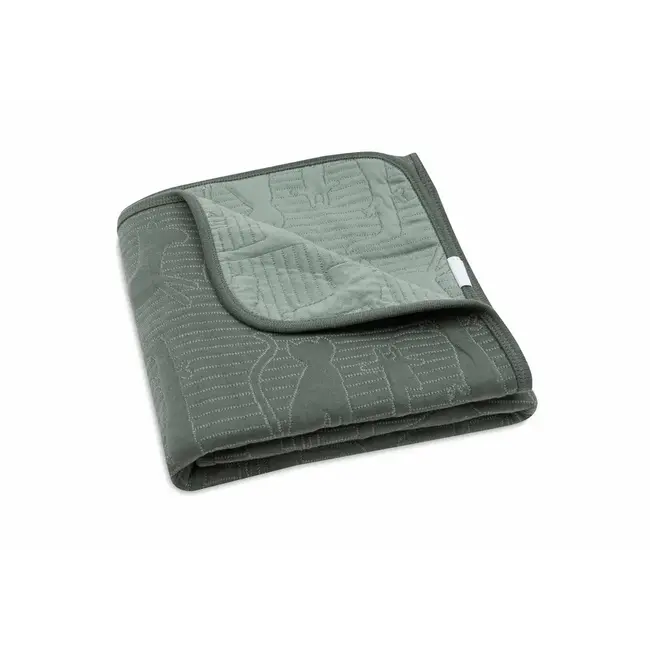 JOLLEIN COUVERTURE MATELASSÉE 75X100CM - JUNGLE JAMBO ASH GREEN / LAUREL